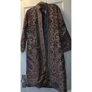 Kashmiri coat with Mandarin Collar and Button Details, Size Eu 44, US 12